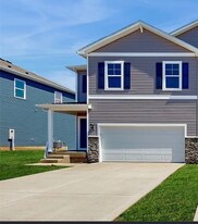 4759 172nd St in Urbandale, IA - Building Photo