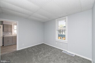 231 E Knight Ave in Collingswood, NJ - Building Photo - Building Photo