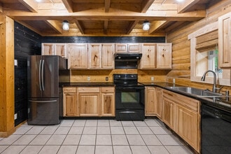 965 Seawolf Dr in North Pole, AK - Building Photo - Building Photo