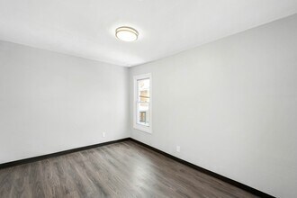 1740 Arlington Ave in Pittsburgh, PA - Foto de edificio - Building Photo