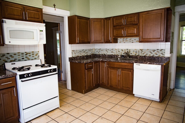 958 15th Ave SE in Minneapolis, MN - Foto de edificio - Building Photo