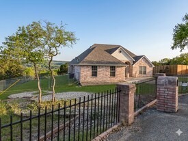 5427 Denmans Loop in Belton, TX - Building Photo