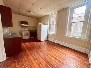 560 Manor St in Lancaster, PA - Building Photo - Building Photo