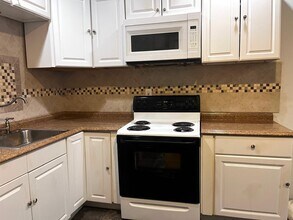 1731 French St in Philadelphia, PA - Building Photo - Building Photo