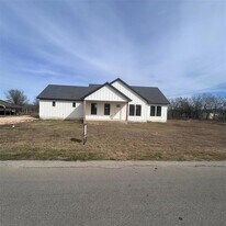 138 Blushing Dr in Cedar Creek, TX - Building Photo