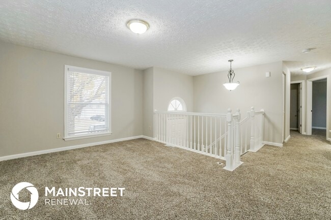 6976 Endsleigh Dr in Reynoldsburg, OH - Foto de edificio - Building Photo