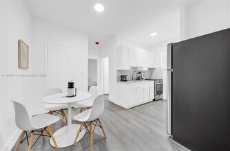 1029 SW 5th St in Miami, FL - Building Photo - Building Photo