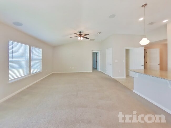 97529 Albatross Dr in Yulee, FL - Building Photo - Building Photo