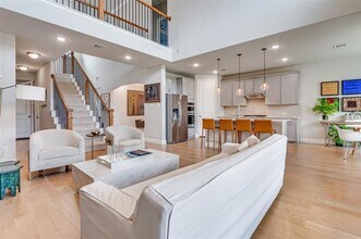 17652 Plumeria Ln in Dallas, TX - Building Photo - Building Photo
