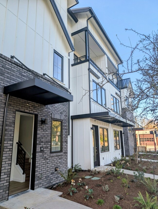 property at 35 2nd Ave SE