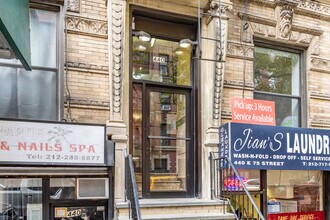 440 E 75th St in New York, NY - Building Photo - Building Photo