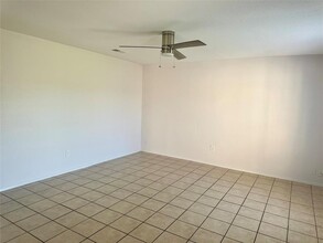 244 Austin St in Angleton, TX - Building Photo - Building Photo