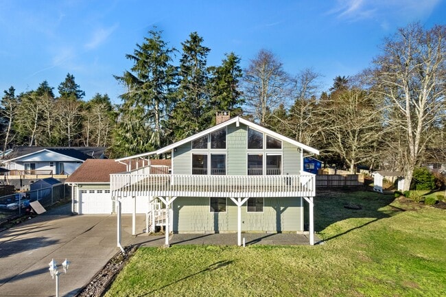 223 Olympic View Ave NE in Ocean Shores, WA - Building Photo - Building Photo