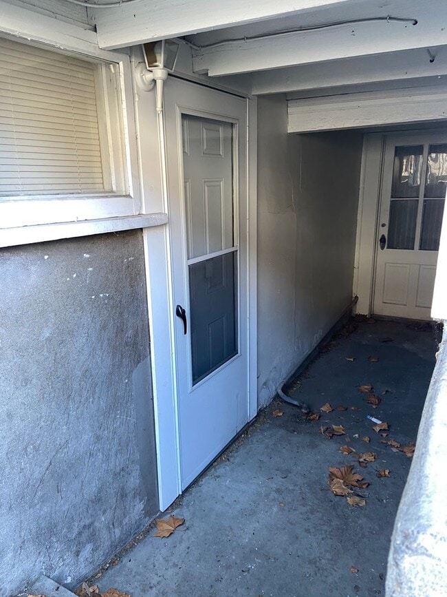 1010.5 Union St in The Dalles, OR - Building Photo - Building Photo