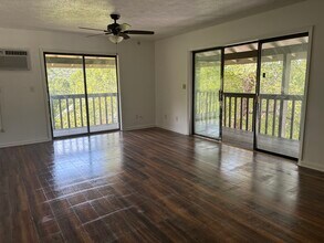 86 Hillside Dr in Holiday Island, AR - Building Photo - Building Photo