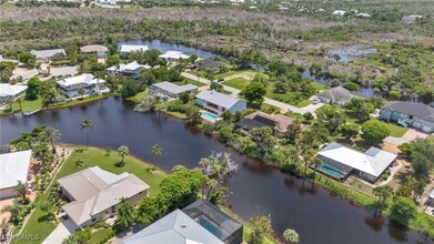 713 Durion Ct in Sanibel, FL - Building Photo - Building Photo