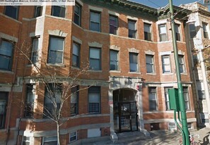 875 Huntington Ave in Boston, MA - Building Photo