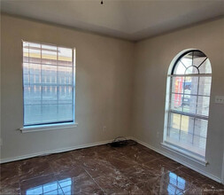 9017 N 37th Ln in McAllen, TX - Building Photo - Building Photo