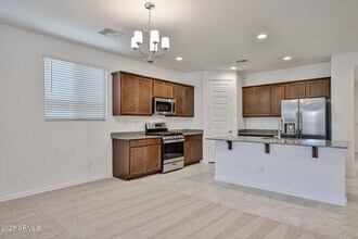 8759 W Colter St in Glendale, AZ - Building Photo - Building Photo