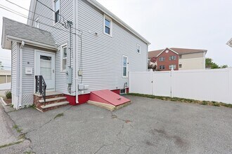 8 Tacoma St in Lynn, MA - Building Photo - Building Photo