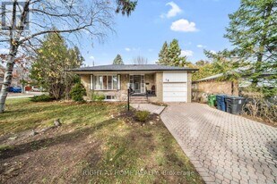 18 Josaly Dr in Toronto, ON - Building Photo