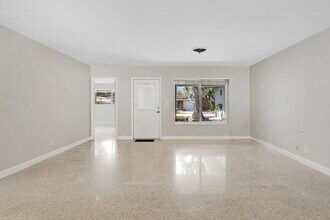 1911 NE 27th St in Lighthouse Point, FL - Building Photo - Building Photo