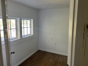 1 Monroe Bay Ave in Colonial Beach, VA - Building Photo - Building Photo