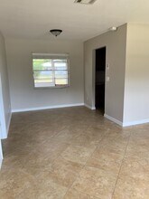 1255 E 10th St in St. Cloud, FL - Building Photo - Building Photo