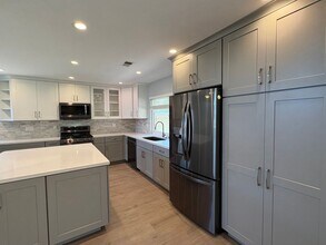 602 Wildflower Pl in Escondido, CA - Building Photo - Building Photo