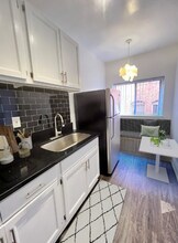 687 Shatto Pl in Los Angeles, CA - Building Photo - Building Photo