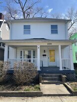 2330 Parkland Ave in Dayton, OH - Building Photo