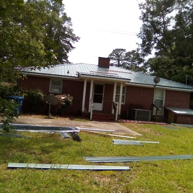 3305 Carey Rd in Kinston, NC - Building Photo - Building Photo