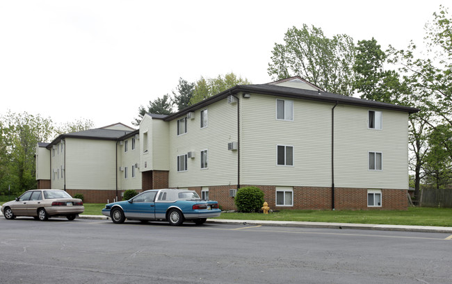 Willow Creek Apartments in Tiffin, OH - Foto de edificio - Building Photo