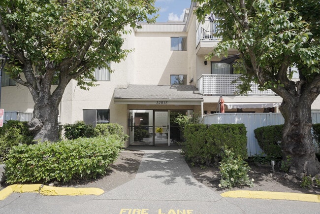 Sunridge in Abbotsford, BC - Building Photo - Building Photo