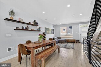 722 E Thompson St in Philadelphia, PA - Building Photo - Building Photo