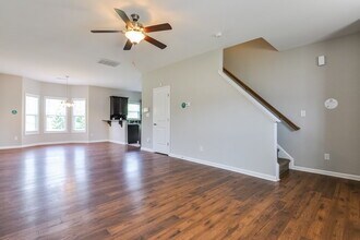 229 Darecrest Ln in Wendell, NC - Building Photo - Building Photo