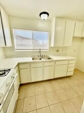 27690 Connie Way in Menifee, CA - Building Photo - Building Photo