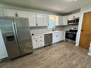 7219 Ridge Ave in Kansas City, KS - Building Photo - Building Photo