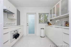 1225 Marseille Dr-Unit -Apt 20 in Miami Beach, FL - Building Photo - Building Photo