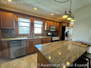 14 Melville Rd in Somerville, MA - Building Photo - Building Photo