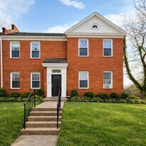4034 Calvert St NW in Washington, DC - Building Photo