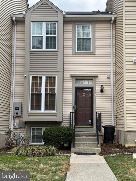 property at 29 Cherry Manor Ct