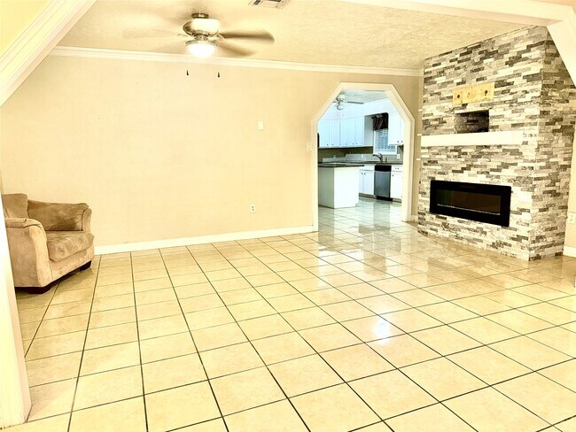 property at 2134 Rainy River Dr