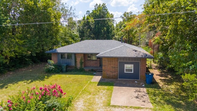 property at 9604 NE 11th St