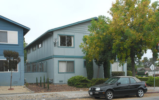 1641 Merrill Apartamentos