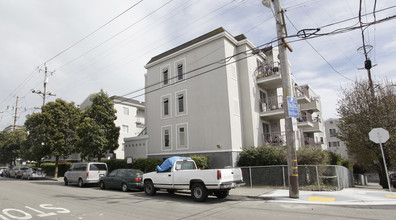 College Park Apartments in San Francisco, CA - Building Photo - Building Photo