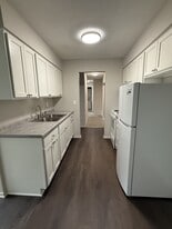 Goldenstar in Maplewood, MN - Building Photo