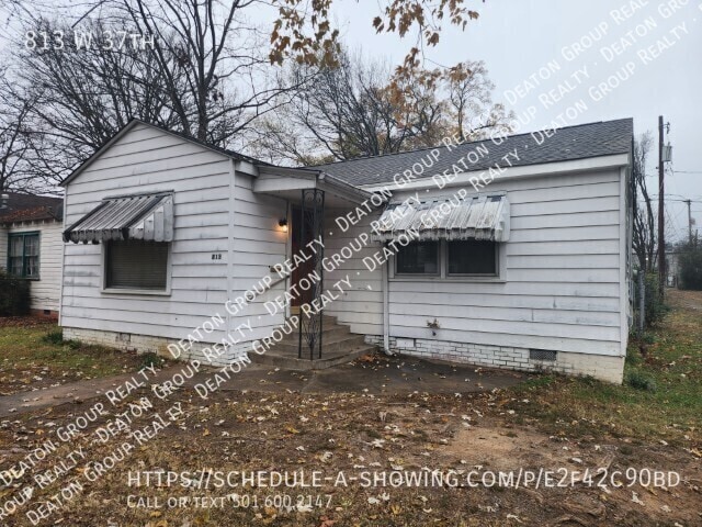 property at 813 W 37th St