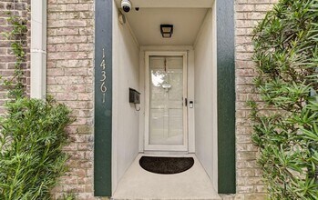 14361 Misty Meadow Ln in Houston, TX - Building Photo - Building Photo
