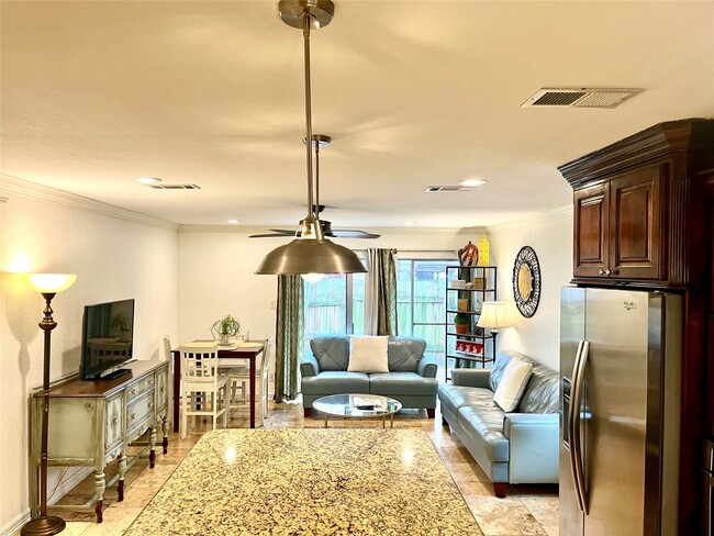 property at 2109 N Red Cedar Cir